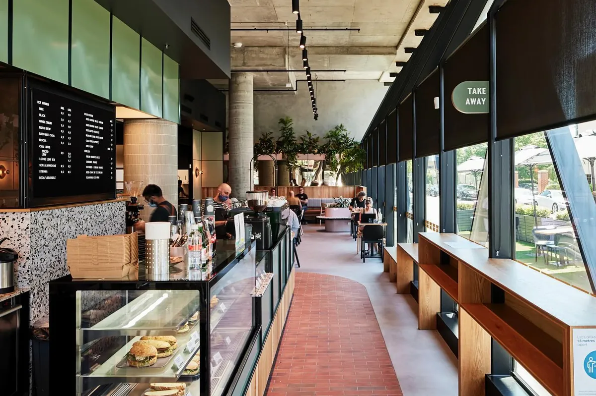 Dive into the Café Culture