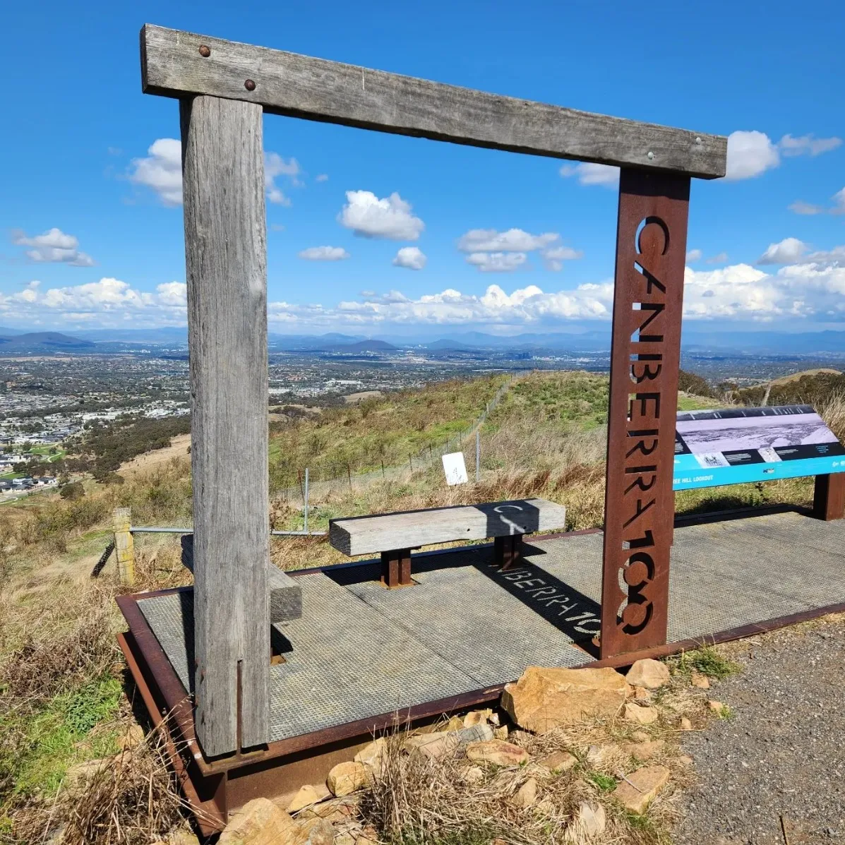One Tree Hill Lookout