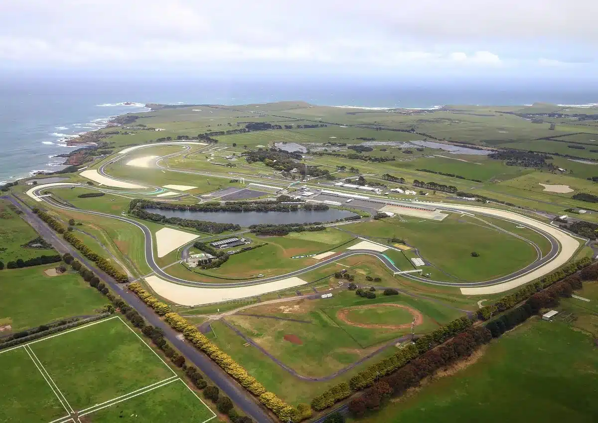 Take to the Skies with a Phillip Island Helicopter Excursion